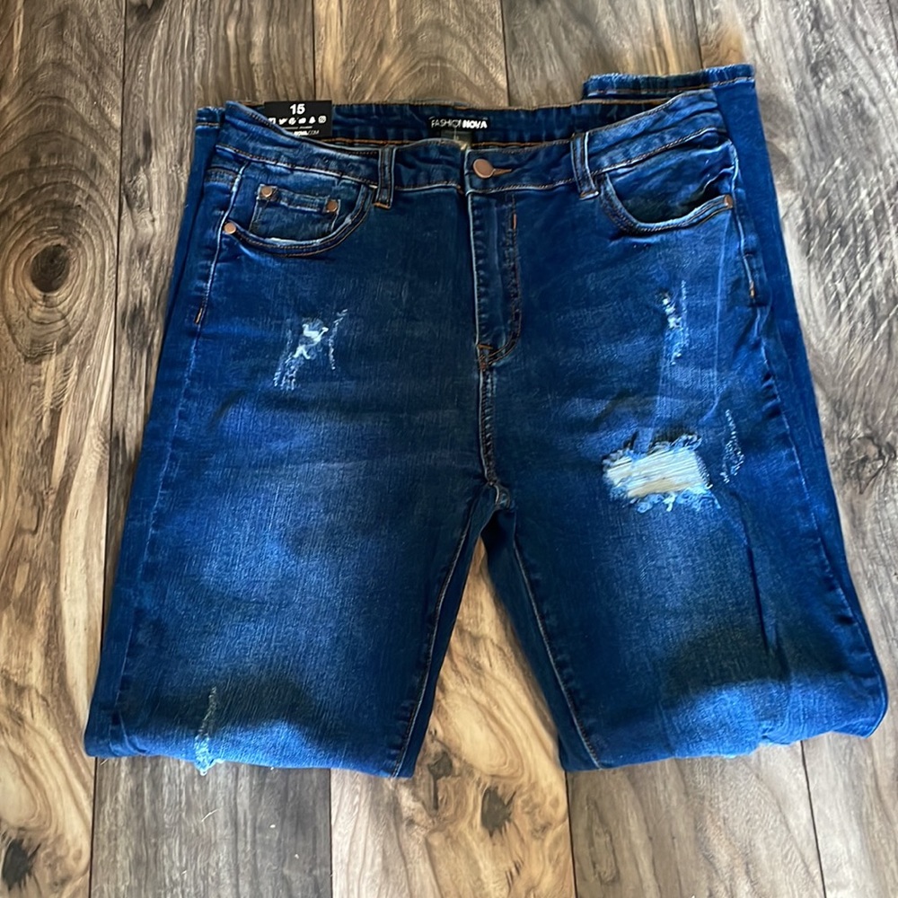 Dark Wash Skinny jeans